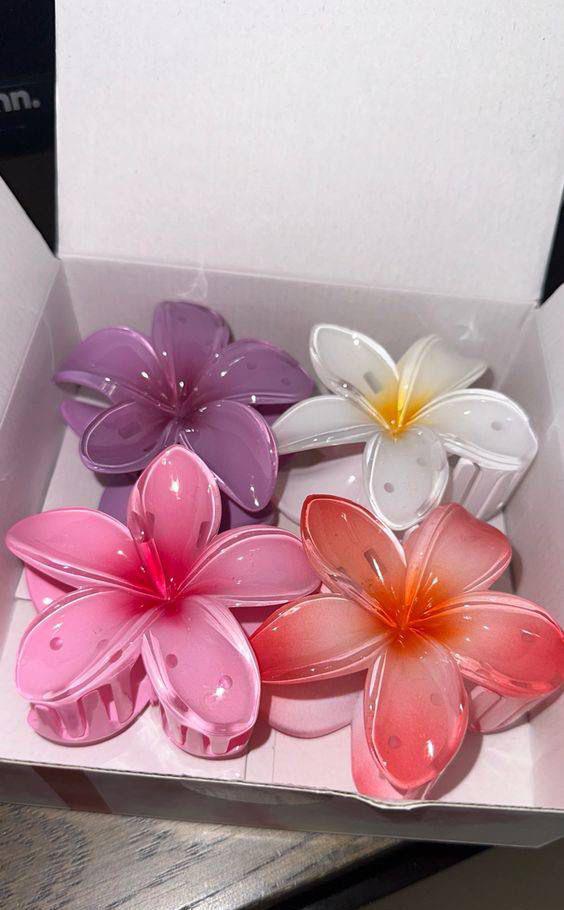 Flower Claw Clip