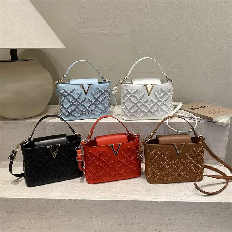 Louise Vuiton Handbag